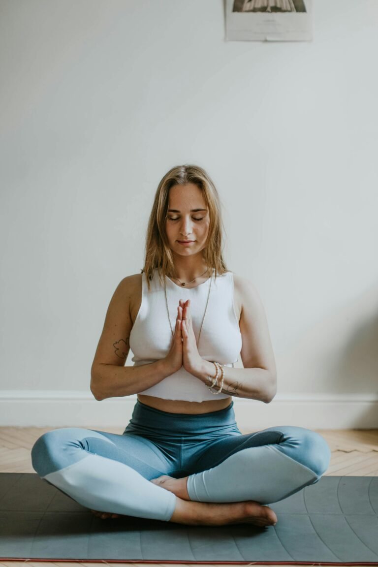 Los mejores ejercicios de yoga para principiantes: guía completa